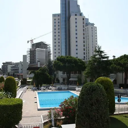 Equilio Family Apartment Lido di Jesolo